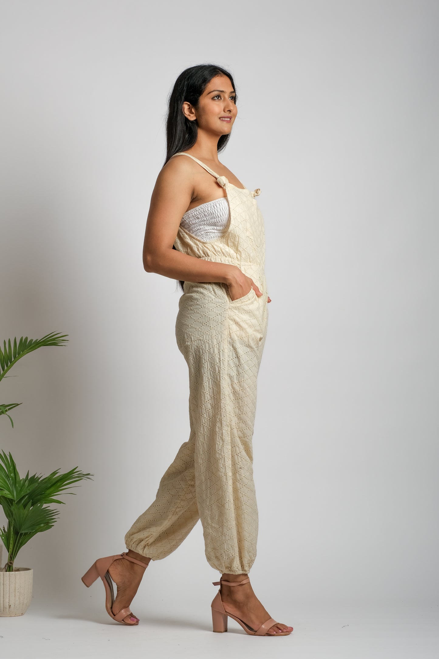 Women's organic cotton blended with linen jump suit